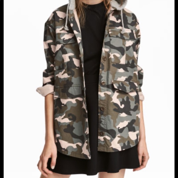 H&M Jackets & Blazers - H&M oversized Camo Jacket with Hood